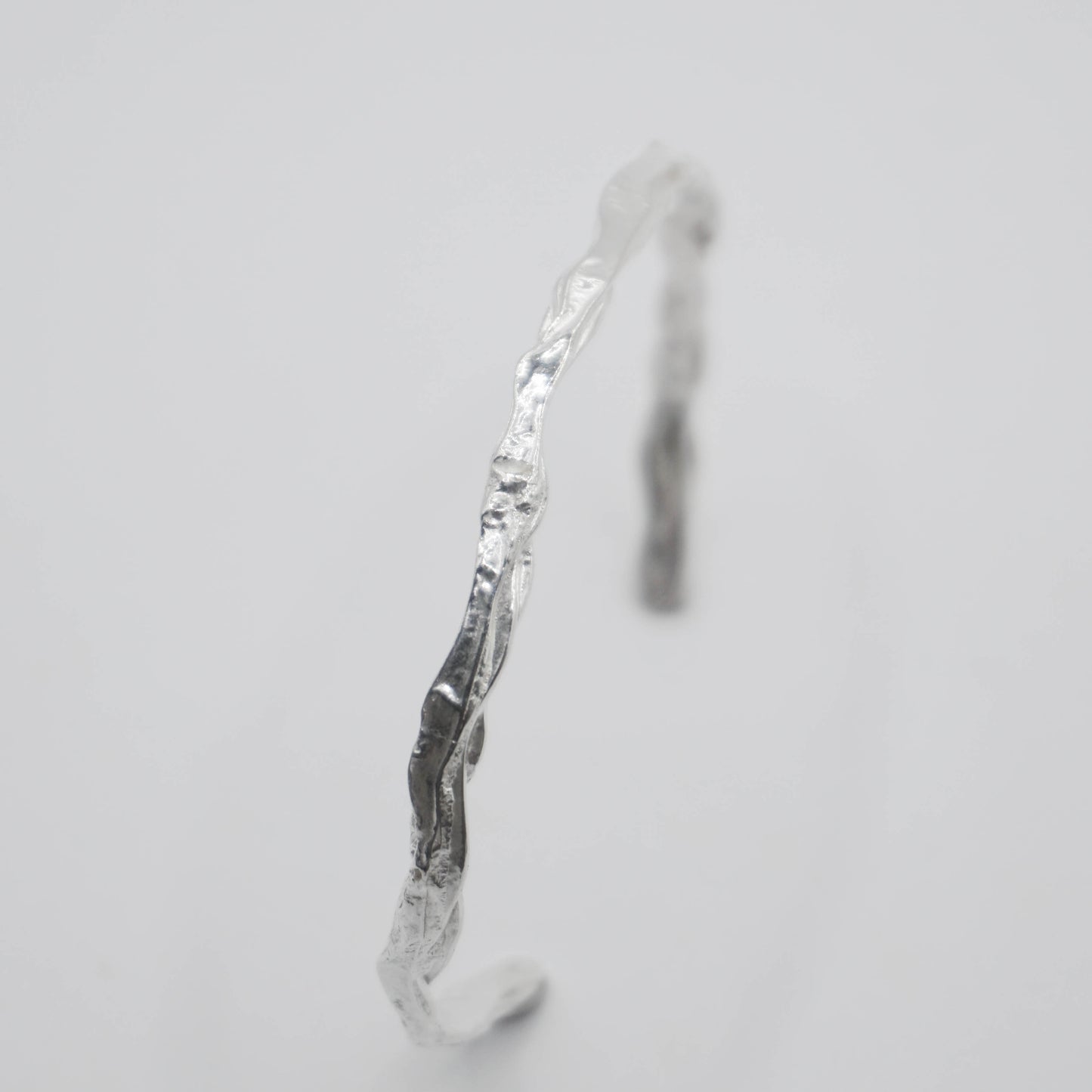 Deposition 𝘚𝘦𝘥𝘪𝘮𝘦𝘯𝘵𝘢𝘳𝘺｜"Wall" Bracelet - Sterling Silver